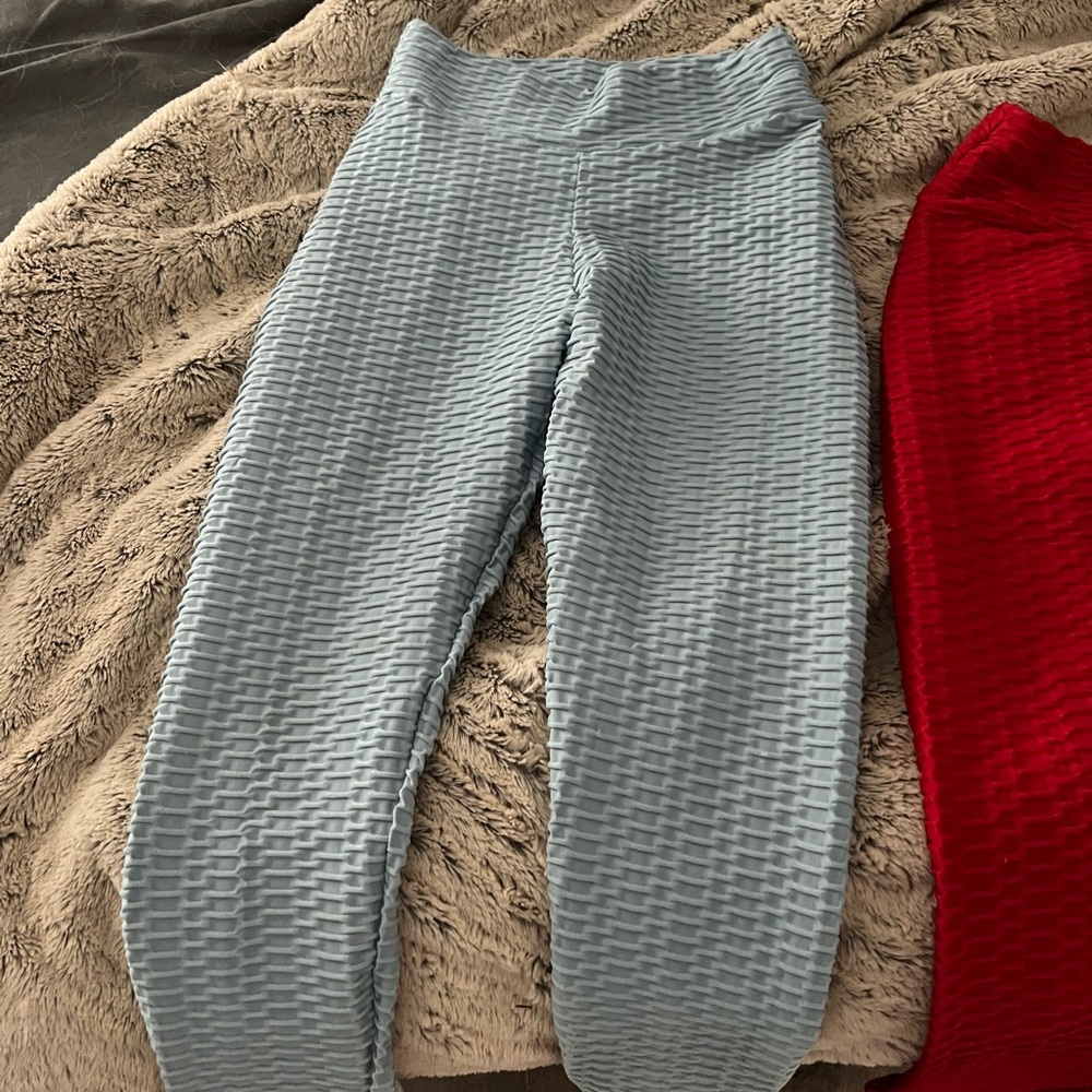 Booty defining leggings